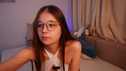 Leela online show from May 29, 2026, 4:32 am