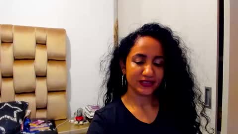 Snapshot of emperatriztapia chatting on June 4, 2026, 10:49 pm emperatriztapia online show from June 4, 2026, 10:49 pm