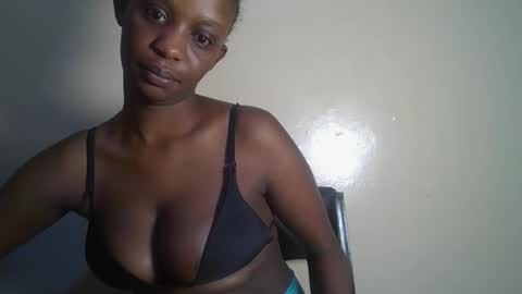 empress_emma online show from April 6, 2026, 6:58 am