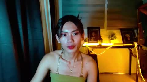 im TIARA online show from April 24, 2026, 8:50 am