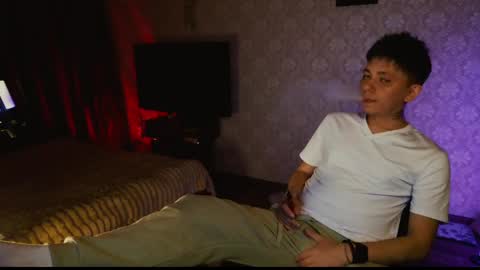 emveeboy96 online show from April 10, 2026, 7:07 pm