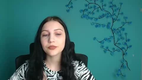 Emma online show from May 14, 2026, 11:17 am
