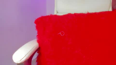 Snapshot of emy_colee chatting on February 1, 2025, 12:16 pm Emy online show from February 1, 2025, 12:16 pm