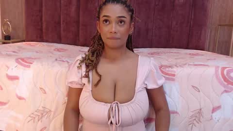 Emy online show from March 2, 2025, 7:45 pm