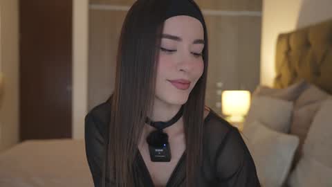 Eimi3 online show from January 24, 2025, 7:18 pm