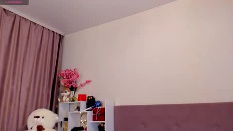 Snapshot of endless_polarity chatting on February 17, 2026, 3:08 pm Vi online show from February 17, 2026, 3:08 pm