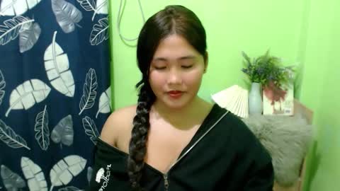 Eva online show from September 22, 2025, 8:44 pm