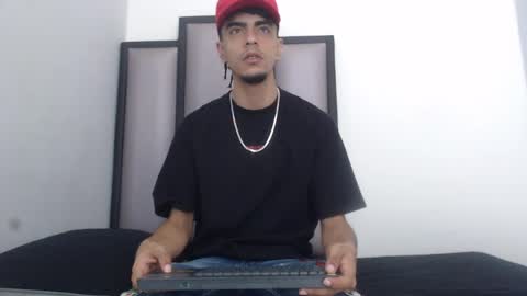 endrick_23 online show from April 1, 2026, 3:40 am