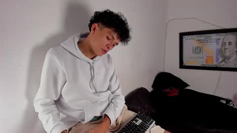 Salo online show from March 22, 2026, 6:50 am