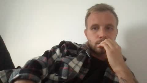 3from Desire online show from October 15, 2025, 3:56 pm