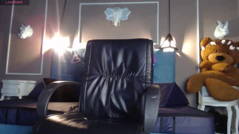 Engel online show from February 16, 2026, 11:17 am