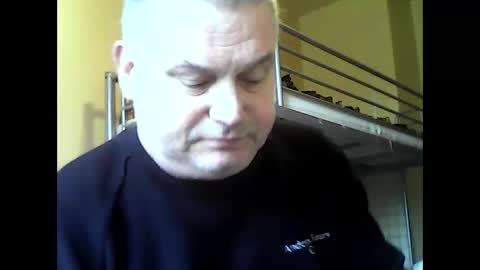 englishguysurrey online show from January 12, 2026, 9:47 am