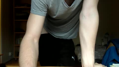 enjoy_me_now online show from February 5, 2025, 8:21 am