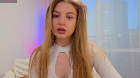 enjoyeverymoment_ online show from October 8, 2025, 3:20 pm