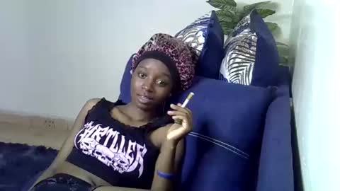 Snapshot of enkarxx chatting on November 2, 2025, 11:56 am enkarxx online show from November 2, 2025, 11:56 am