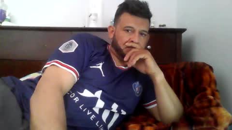 Snapshot of enri1212 chatting on October 4, 2025, 4:05 pm enri1212 online show from October 4, 2025, 4:05 pm