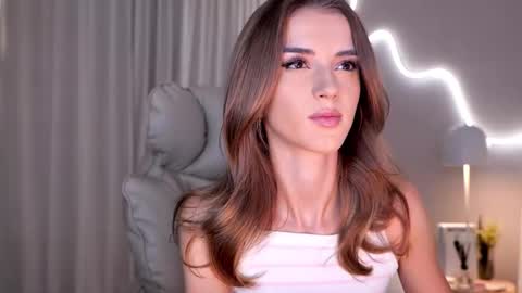 entya online show from October 20, 2025, 5:08 am