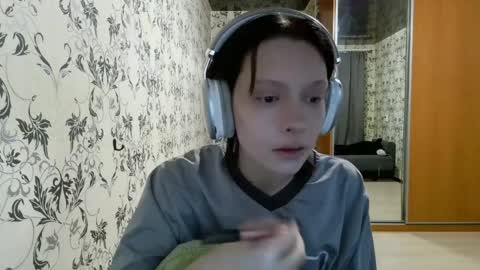 Lucy NEXT STREAM January 5 HNY  online show from April 8, 2026, 1:49 am