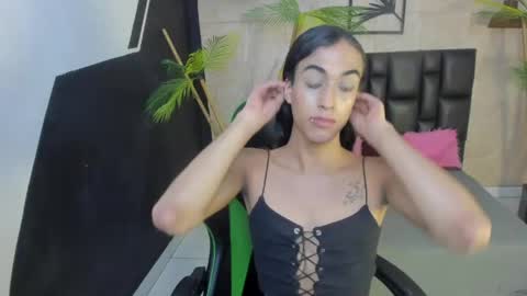 epril_zoyert online show from June 6, 2026, 2:27 am