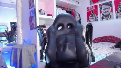 Snapshot of eren_blade_ chatting on September 14, 2025, 4:55 am Tht BOSS Eren online show from September 14, 2025, 4:55 am