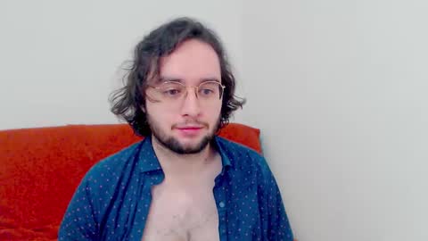 Eren online show from December 21, 2025, 4:41 am