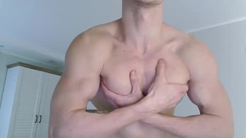 Eric Crush online show from November 12, 2025, 4:18 pm