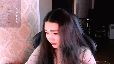 Erica Wayne online show from April 18, 2026, 7:07 pm