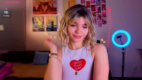 Snapshot of erica_winterr chatting on January 26, 2025, 5:56 am Erica Winterr online show from January 26, 2025, 5:56 am