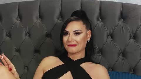 Erica online show from January 21, 2025, 9:15 pm