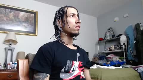 Snapshot of erick_martinezz chatting on February 19, 2025, 3:50 am erick online show from February 19, 2025, 3:50 am