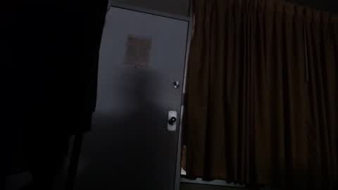 Snapshot of erick_martinezz chatting on February 23, 2025, 7:22 am erick online show from February 23, 2025, 7:22 am