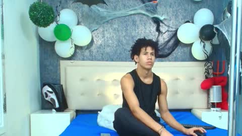   online show from November 2, 2025, 3:42 am