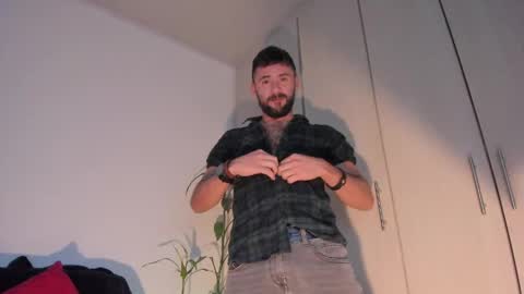 erickpritz_xh online show from April 19, 2026, 1:16 am