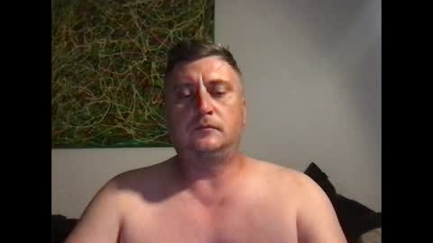 erik_69_69 online show from September 20, 2025, 4:41 pm