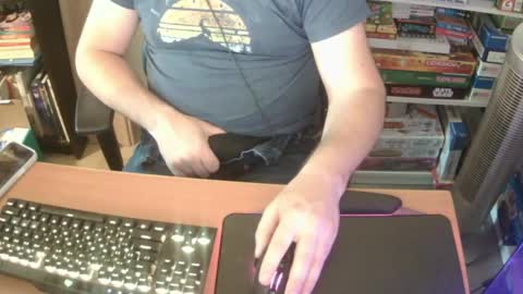 Erik Dapper online show from April 8, 2026, 3:56 pm