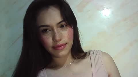 Erika online show from April 7, 2026, 10:31 pm