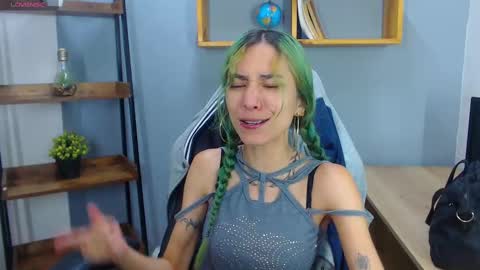 E R I K A - SAGITARIO..... online show from October 7, 2025, 3:09 pm