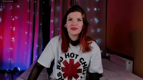 Snapshot of erika_with_love chatting on May 5, 2026, 8:28 pm Erika online show from May 5, 2026, 8:28 pm