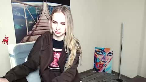 Erika online show from January 5, 2026, 5:27 pm