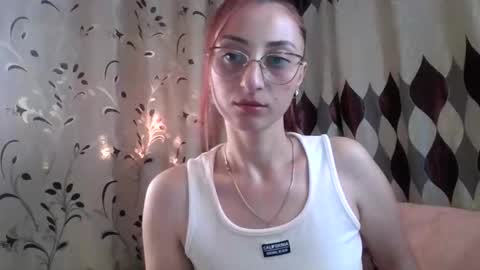 Erika online show from April 25, 2026, 7:22 am