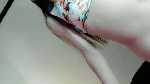 Snapshot of erikapearl_69 chatting on June 3, 2026, 4:48 am erika mae online show from June 3, 2026, 4:48 am