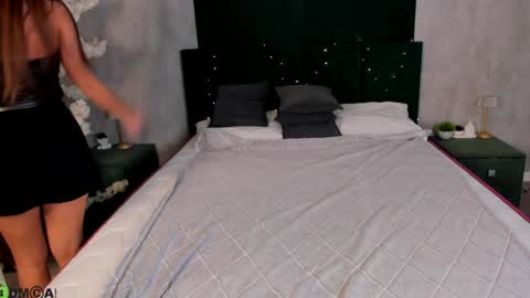 Erin online show from April 5, 2026, 8:55 am