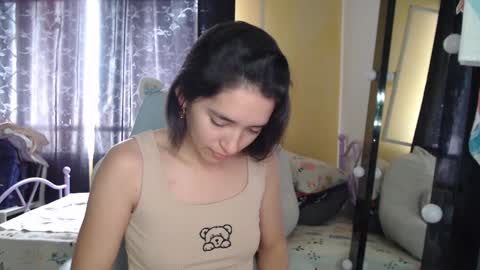 erina_1 online show from October 20, 2025, 4:29 pm