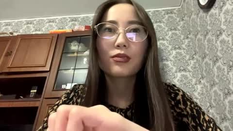 Snapshot of erinnthurmond chatting on May 28, 2026, 4:59 pm Luna online show from May 28, 2026, 4:59 pm