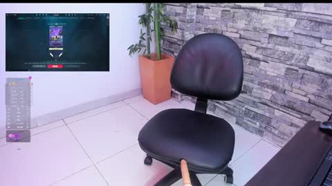 Snapshot of eriol__ chatting on January 20, 2025, 5:37 pm Eriol online show from January 20, 2025, 5:37 pm
