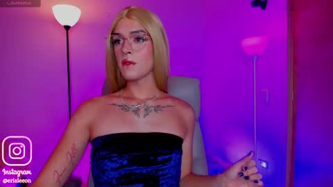 Snapshot of erisleon chatting on February 17, 2025, 1:15 am   online show from February 17, 2025, 1:15 am