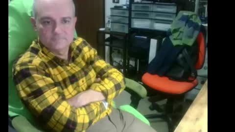 ernello online show from January 7, 2026, 7:49 pm