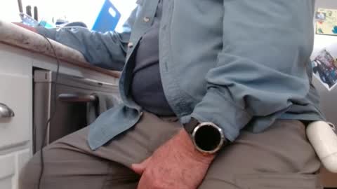 eros online show from October 4, 2025, 10:08 pm