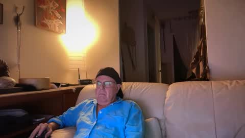 eros online show from November 14, 2025, 12:15 pm