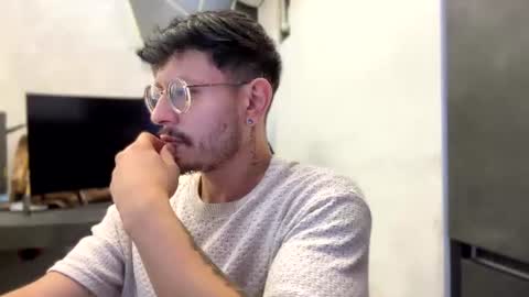 Snapshot of erotic_andrew chatting on July 15, 2026, 10:26 pm Andrew Lopez online show from July 15, 2026, 10:26 pm